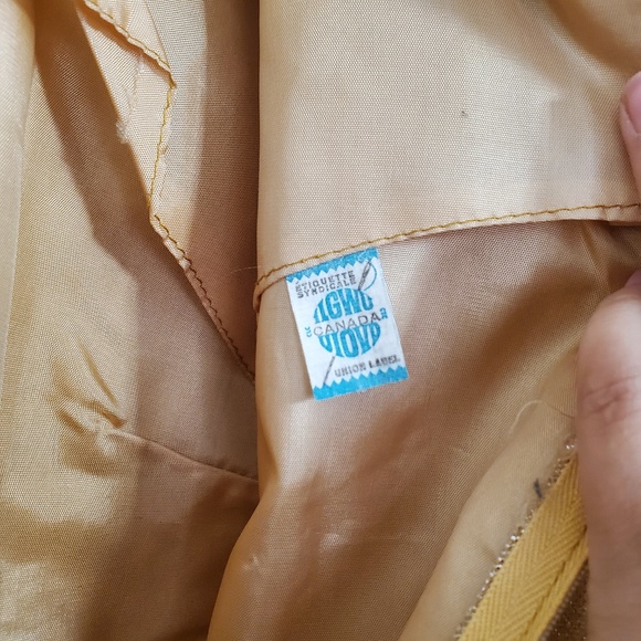 Vintage Gold Sleeveless Dress w/ Pleated Skirt - Picture 6 of 9